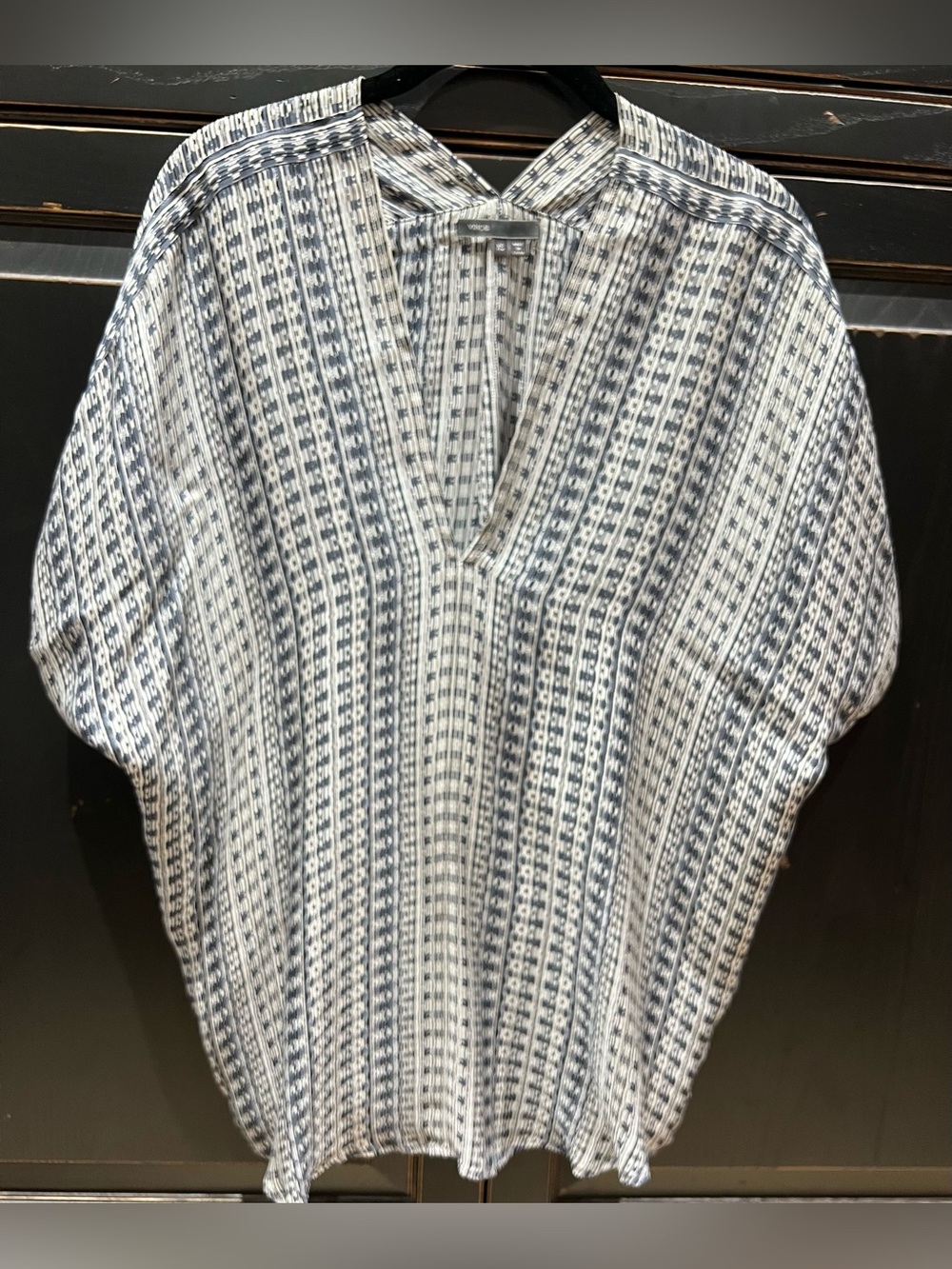 Vince Silk Blue Print V-Neck Women's Top Size XS